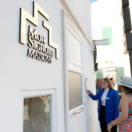 Monsignore Maisons 4*