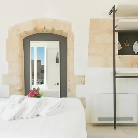 Monsignore Maisons 4*