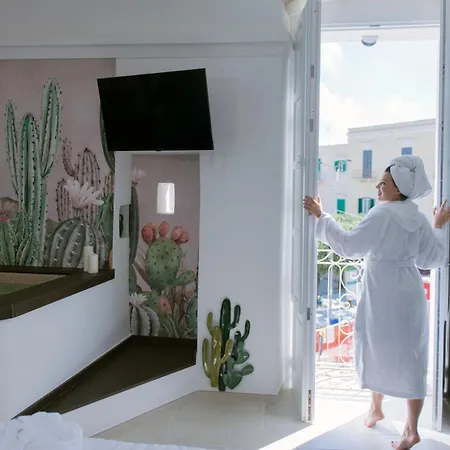 Pensjonat Monsignore Maisons 4*