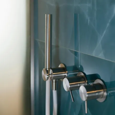 Monsignore Maisons 4*