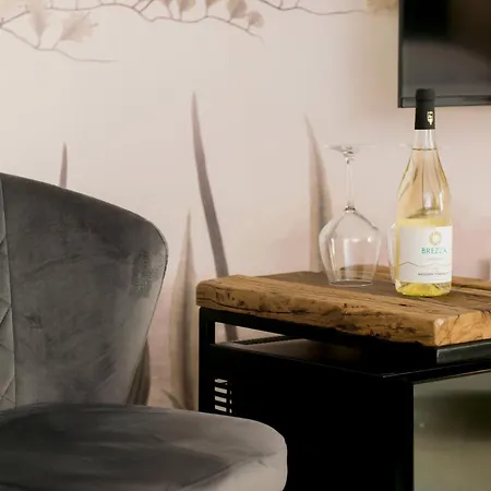 Monsignore Maisons 4*