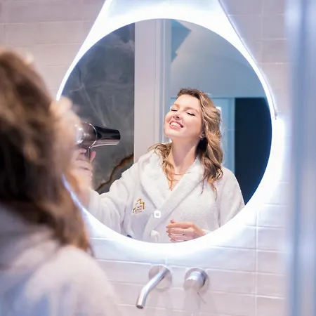 Monsignore Maisons 招待所 4*